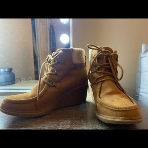 Brown wedge boots